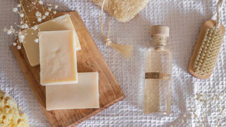 Si të bëni sapun me sodë bikarbonati: Do të eliminojë të gjitha proceset inflamatore të lëkurës