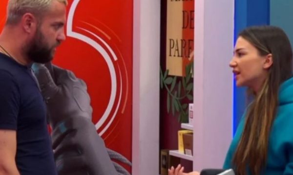 “Ti je askushi, mos më thuaj mjaft”, Luizi dhe Kiara vijojnë debatin mes tyre