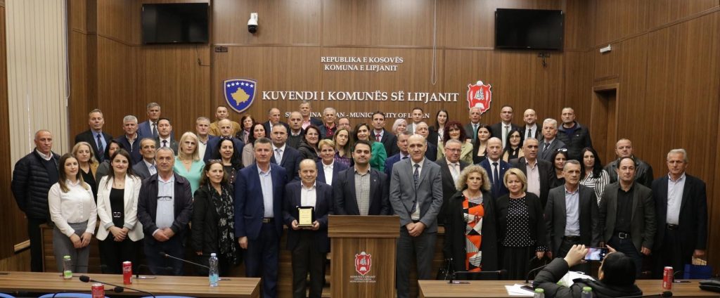 Komuna e Lipjanit ndan mirënjohje për mësimdhënësit e dalluar