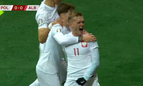 Ndëshkohet Shqipëria, Polonia kalon në epërsi