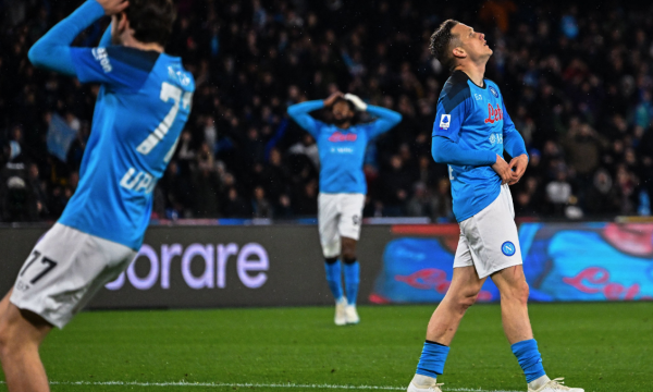 Pas tetë fitoreve radhazi, Napoli pëson humbje në Serie A