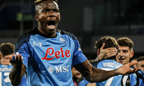 Me shumë lehtësi, Napoli kalon në çerekfinale të Ligës së Kampionëve