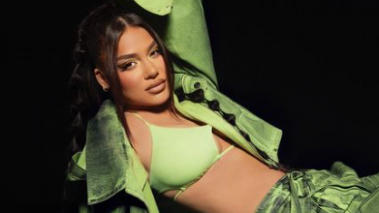Dhurata Dora publikon albumin e ri bashkë me videoklipin e këngës “Besame”