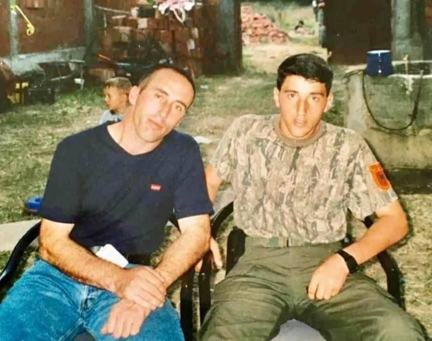 Haradinaj për vëllain e ndjerë: Vazhdojmë të jetojmë me kujtimin për ty!