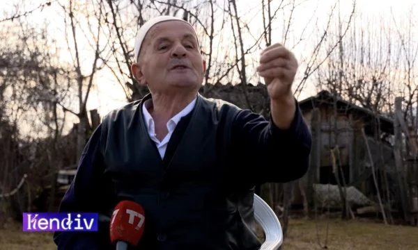 84-vjeçari me zemër të madhe që u ndihmon njerëzve: M’thojnë Nënë Tereza