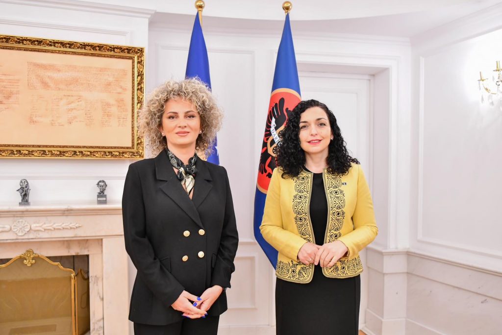 Kadaj Bujupi bëhet këshilltare e presidentes Osmani