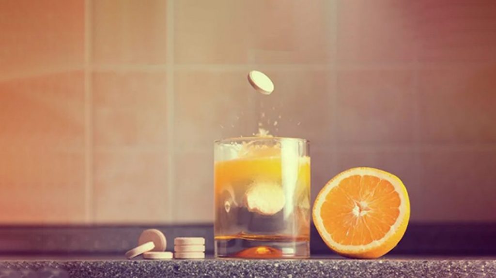 A mund të jetë e rrezikshme vitamina C e tepërt? Do të vini re gjashtë simptoma