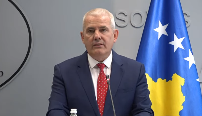 Sveçla për zgjedhjet në veri: Nesër mund të marrin fund ata që udhëheqin grupe bashkë me Vuçiqin