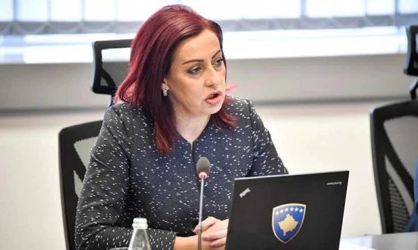 Kur mund të shkojnë kosovarët pa viza në Bosnjë? Zv/kryeministrja e ka një përgjigje