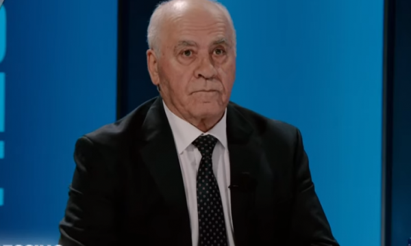 “Ma drejtoi revolen, ia drejtova edhe unë” – Adem Salihaj rrëfen atentatin dramatik ndaj tij në vitin 2000