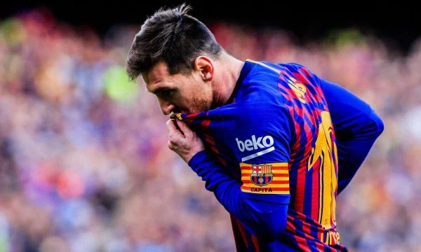 Barcelona po negocion me një numër sponsorësh për të mundësuar rikthimin e Messit