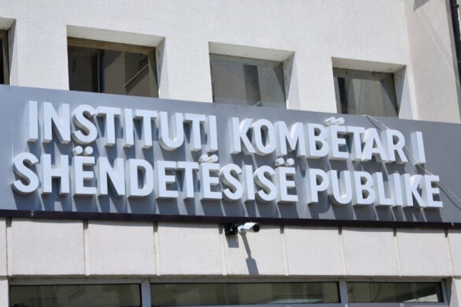 Dy raste pozitive me COVID-19 në 24 orët e fundit në Kosovë