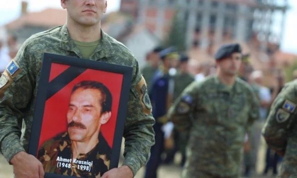 Ish-komandanti i UÇK-së: Ahmet Krasniqi u vra nga shqiptarët, nuk dihet urdhërdhënësi (VIDEO)