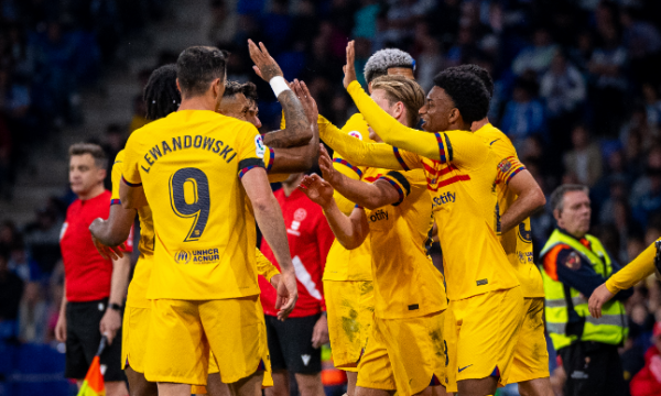Xavi ia kthen lavdinë Barcelonës në La Liga