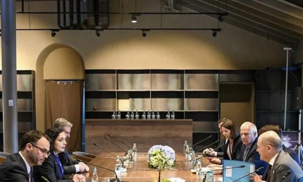 Takimi Osmani-Vuçiq, Borrell ndan detaje: Diskutuam për situatën e rrezikshme në veri