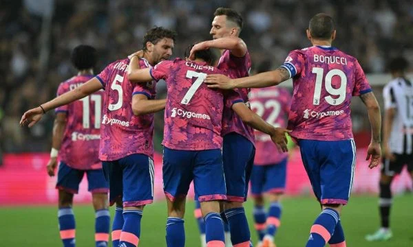 Juventusi fiton, por do të luajë në Ligën e Konferencës sezonin e ardhshëm