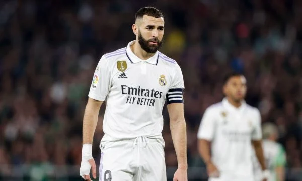 Benzema reagon pas largimit nga Real Madridi
