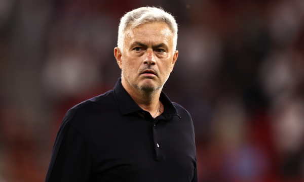 Al-Hilal synon të nënshkruajë me Mourinhon, pronari i klubit do të takohet me portugezin javën e ardhshme