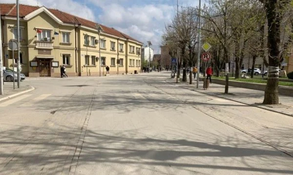 Gruaja në Podujevë e raporton ish burrin në Polici, thotë se e kanosi atë
