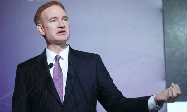 Ambasadori amerikan në OSBE: Kërkojmë de-eskalim menjëherë nga Kosova dhe Serbia, të ndiqet plani 3 pikësh i BE-së