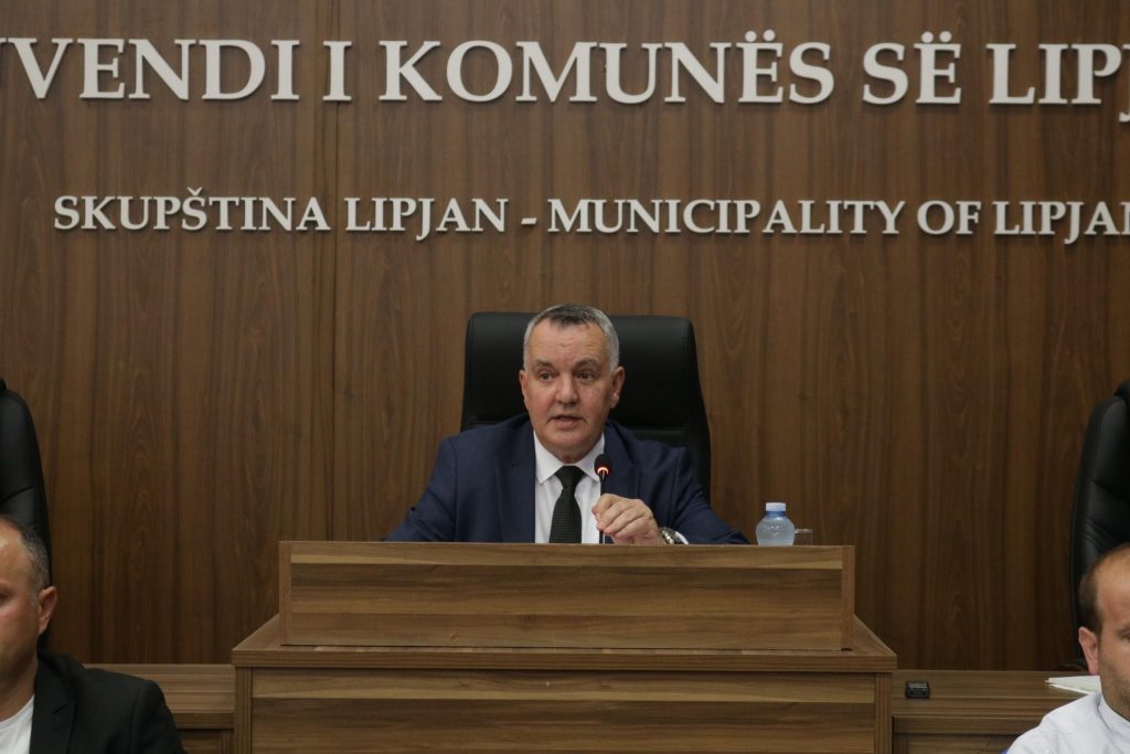 Kryetari Ahmeti ka mbajtur takim publik me qytetarë
