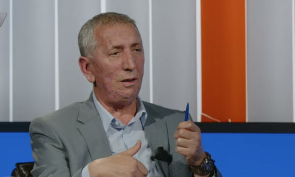 Ishte prezent në komision kur ndodhi incidenti për cigare, Quni: Deputetët të mos merren me gjëra banale