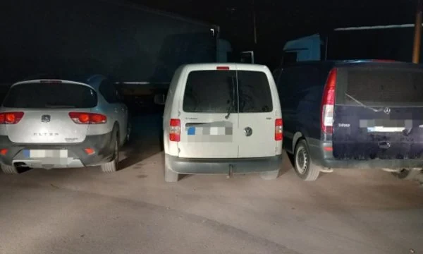 Konfiskohen dy automjete me filtra të cigareve në veri