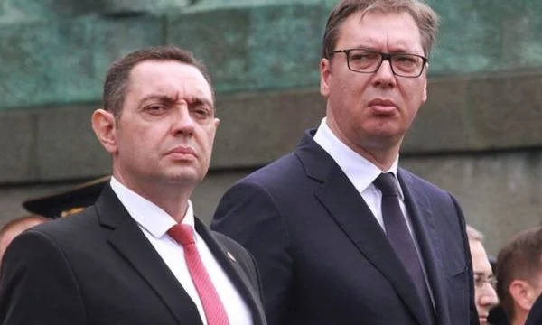 Vuçiq nuk pranon ta shkarkojë Vulinin, kërkon prova prej SHBA-së