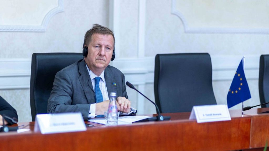 Shefi i BE-së, Szunyog: Masat ndaj Kosovës janë të përkohshme, por duhet angazhim konstruktiv për të depërshkallëzuar situatën në veri