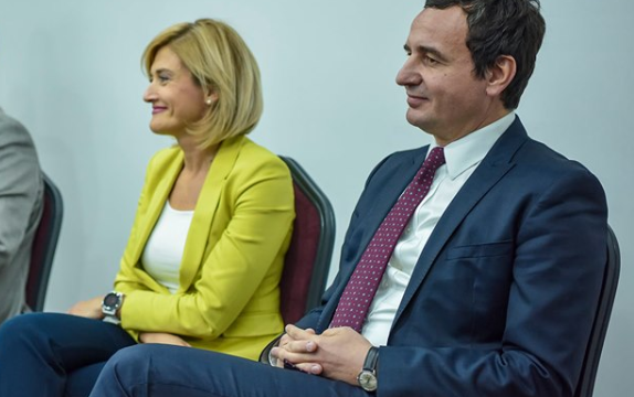 A ka qenë Kurti i njoftur për bisedën e Kusari-Lilës me Radojçiqin, përgjigjet shefja e GP të VV-së