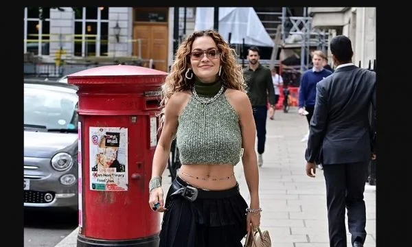 Rita edhe një herë tregon klasin e saj në stil