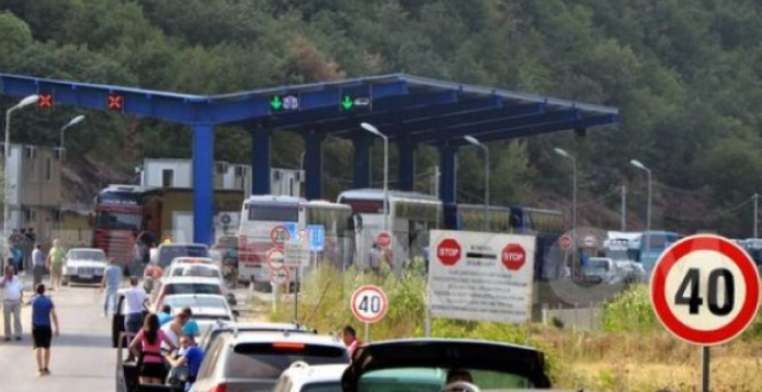 Një orë e gjysmë për të dalë nga Kosova nga Dheu i Bardhë