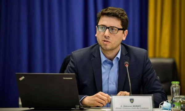 Murati: Nga sot bankat e kanë obligim të ofrojnë falas llogari bazike bankare