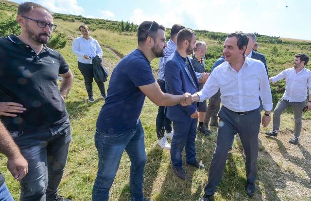 Kurti: Lidhja e Prizrenit me Tetovën jashtëzakonisht e rëndësishme për qytetarët