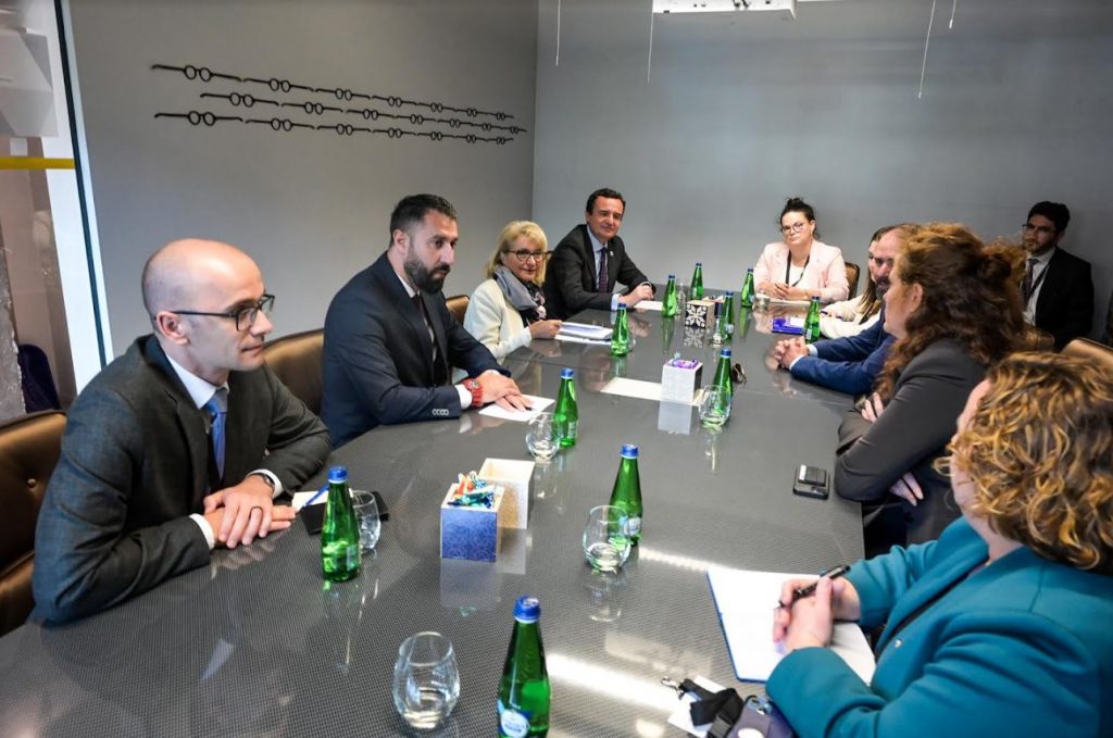 Kurti në Estoni, diskuton për anëtarësimin e Kosovës në Partneritetin për Qeveri të Hapur