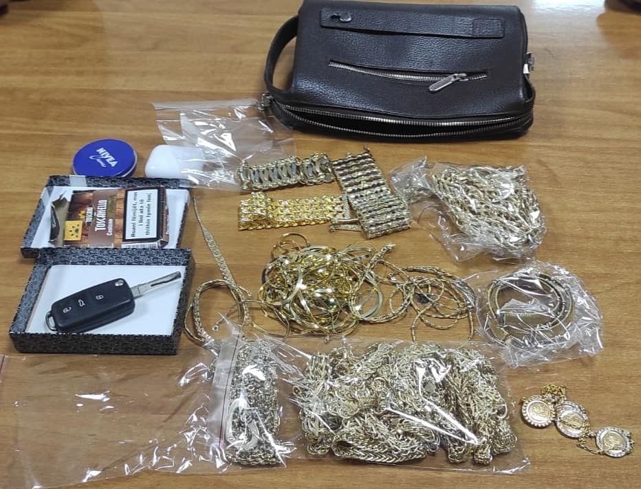 Shtërpcë: Konfiskohet mbi gjysmë kilogrami ari e një shumë e parave