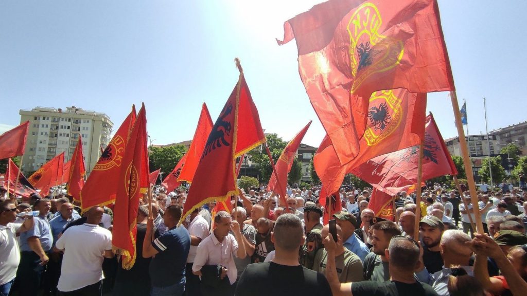 OVL-ja thërret protestë pas arrestimeve dhe bastisjeve të fundit nga EULEX-i
