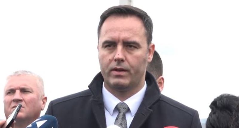 Konjufca për vrasjen e policit: Sulm i strukturave të drejtuara nga Serbia – ShBA-ja e BE-ja ta dënojnë këtë agresion