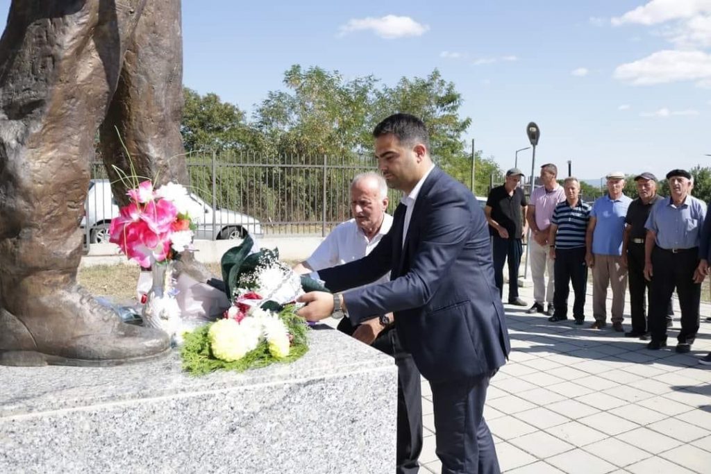 Nderohet dëshmori i kombit Arsim Zeqiri