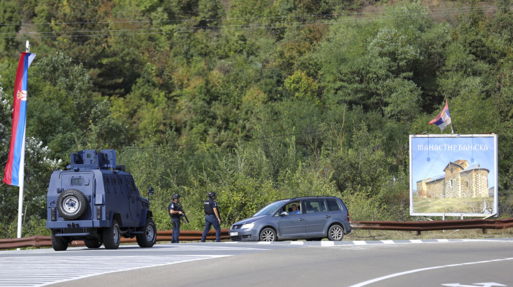Arrestohet një serb në pikën kufitare në Jarinjë, në pronën e tij gjendet një armë e sasi municioni