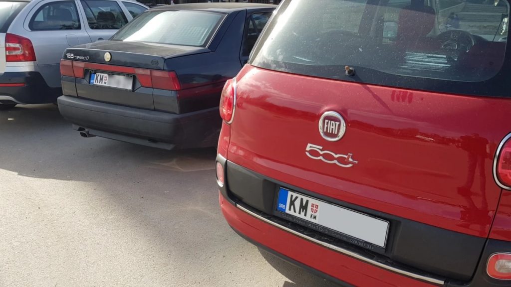 Elshani: Mbi 1 mijë automjete me targa ilegale janë regjistruar në RKS