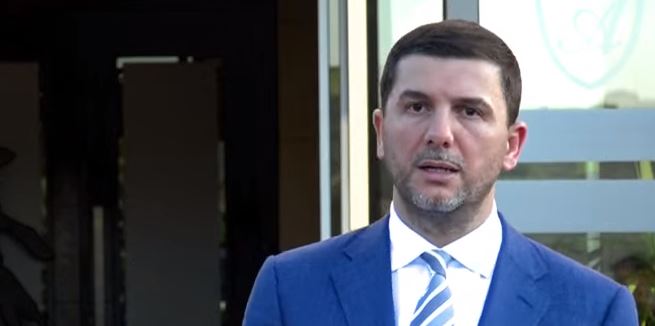 Memli Krasniqi: Mbi 650 mijë qytetarëve u është rritur norma e interesit të kredive (VIDEO)