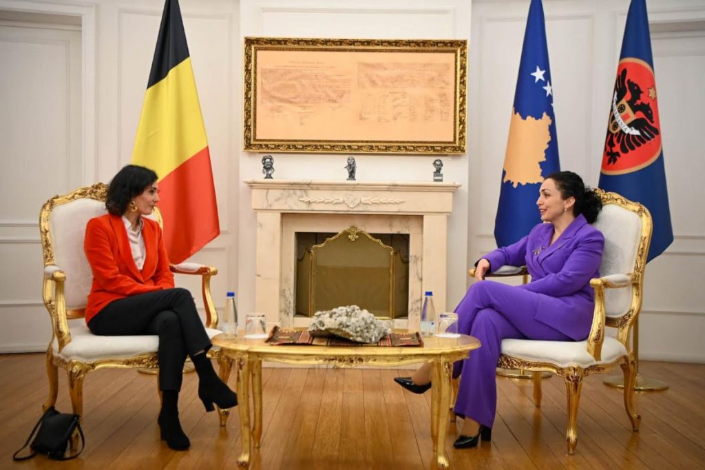 Osmani takoi Ministren e Jashtme belge, folën për zhvillimet e fundit politike në Kosovë