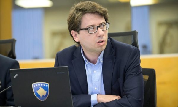 A ka nevojë për aplikim dhe kur do të dalin 100 euro për fëmijët, tregon Murati