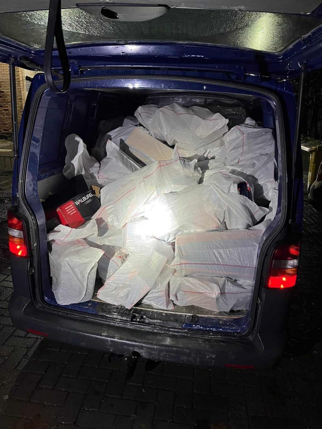 Arrestohen dy persona të dyshuar për vjedhje dhe vjedhje të rënda
