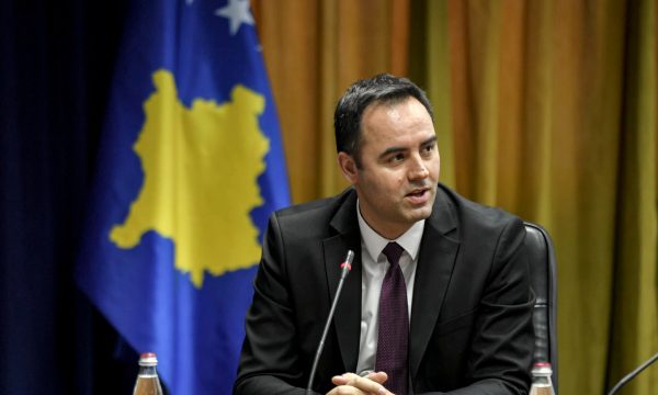 Konjufca: Gëzuar Vitin e Ri 2024, shëndet e mbarësi në familjet tuaja