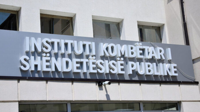 IKShPK u bën thirrje qytetarëve për ajrin e ndotur: Kujdes për personat e ndjeshëm