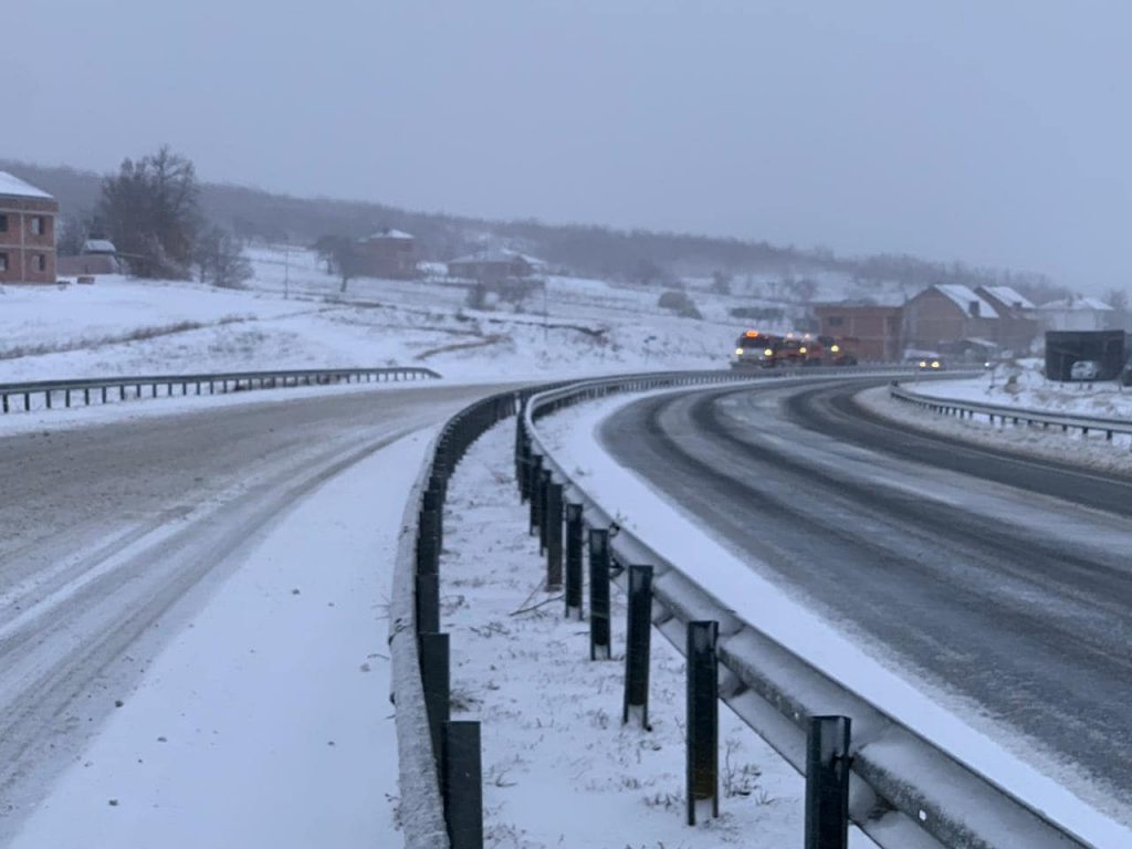 Durmishi: Të gjitha rrugët në Kosovë janë të kalueshme
