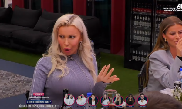 Edona akuzon Blerandon “se s’ia ka haberin në muzikë”, e fton të këndojë ‘live’ – ai e injoron