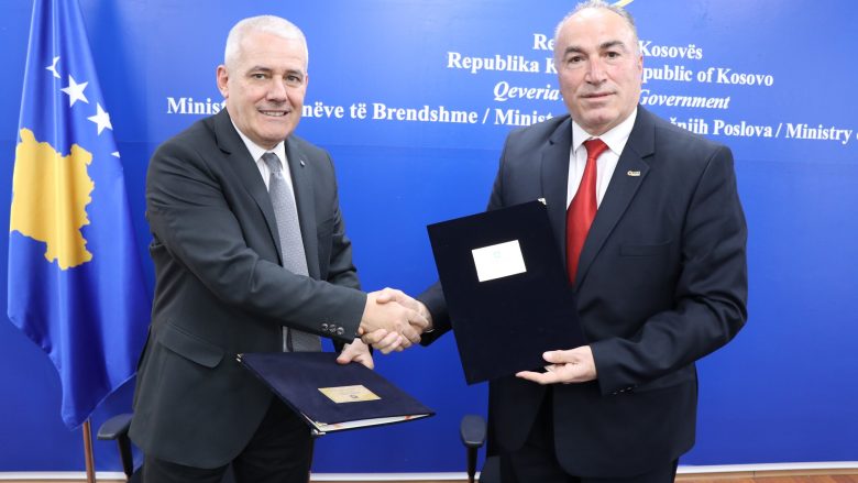 Policët dhe zjarrfikësit do të kenë deri në 50 për qind zbritje në shërbimet e bizneseve që janë pjesë e AKB-së